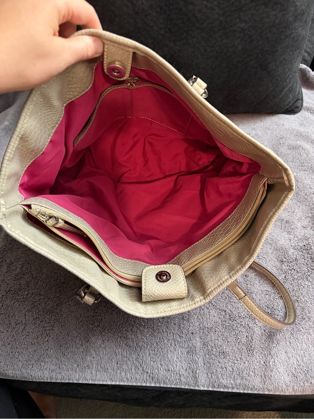 Nine West 3D Flower Purse - Picture 3 of 16
